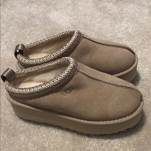 UGG Tazz Women's Beige Slippers